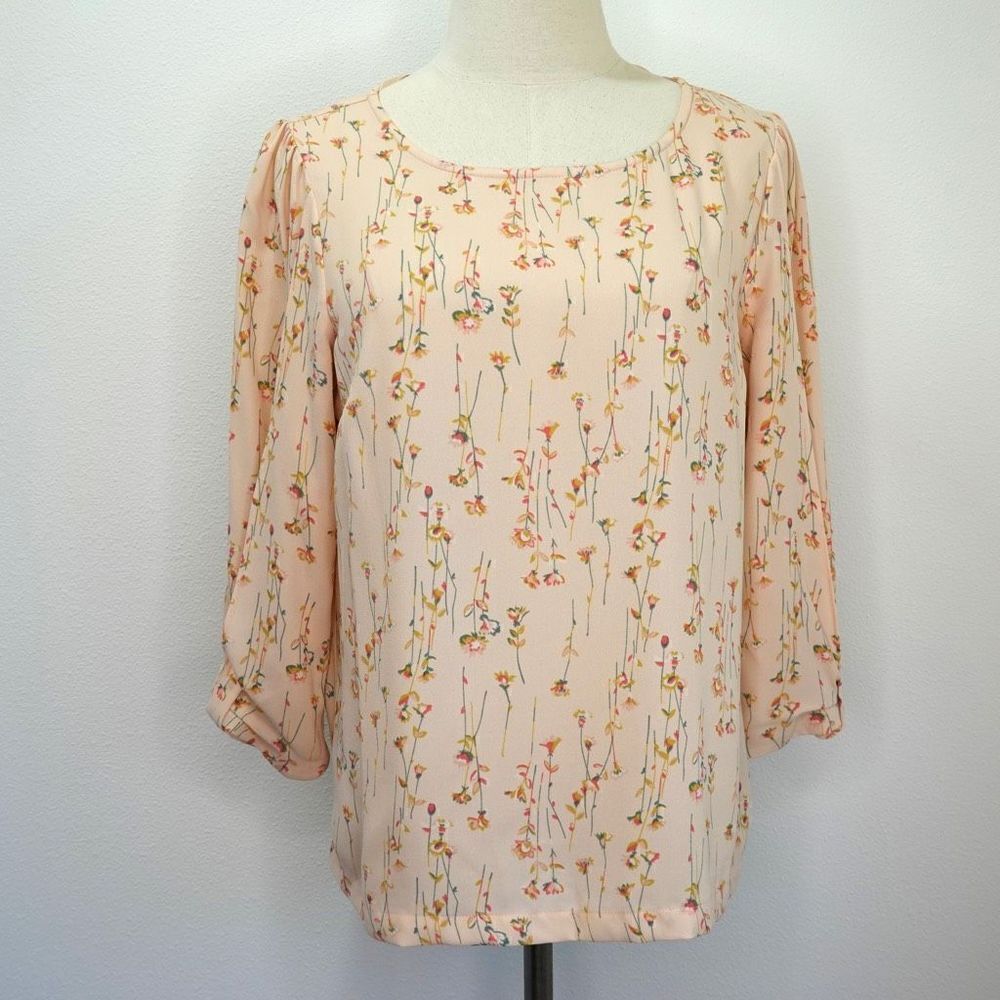 LC Lauren Conrad Bow Sleeve Crepe Top - Peach Floral - S - Preloved